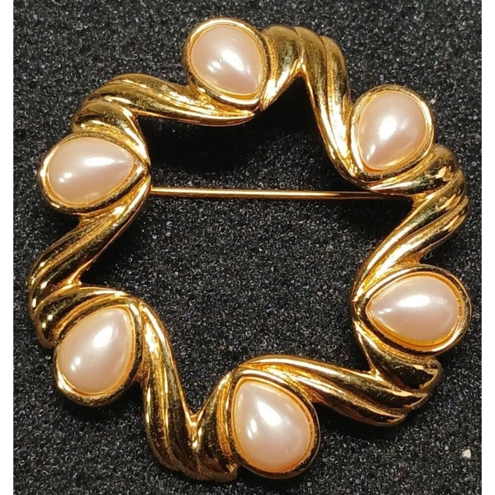 Vintage Monet Gold Tone Wreath Brooch Faux Pearls Signed 1.625"